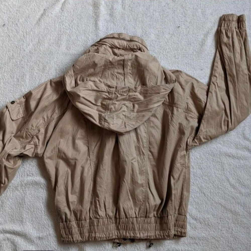 GUESS Vintage Jacket - Picture 4 of 4